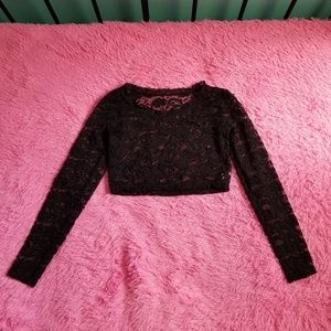 Black Lace Crop Top 💚